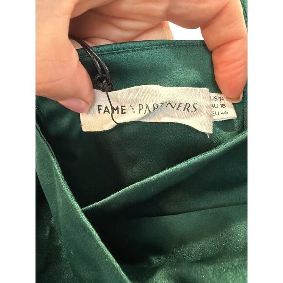 Fame and Partners Emerald Green Satin Maxi Dress 14 NWT - Picture 4 of 6